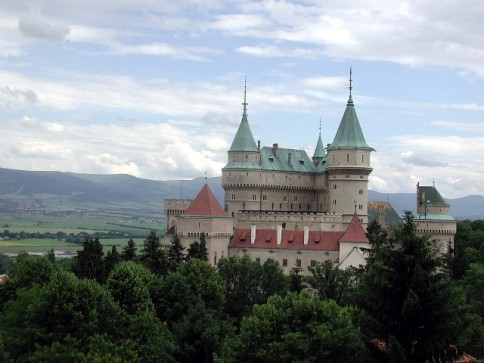 castelul bojnice in slovacia
