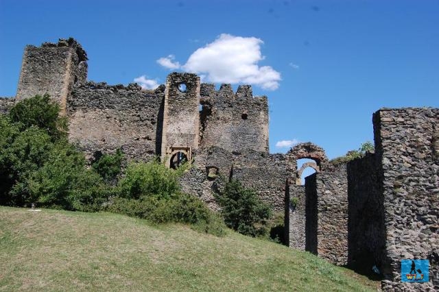 Ruins of Soimos Citadel, Arad County