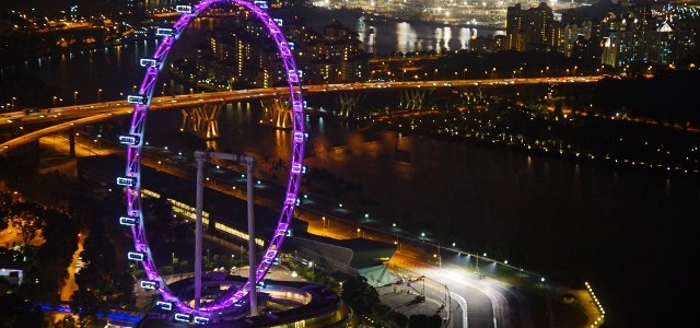 Singapore Flyer is the second largest wheel in the world