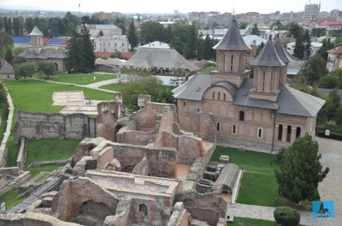 Curtea domnească și biserica, oraşul Târgoviște