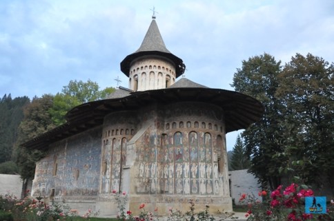 Mănăstirea Voroneţ e unică prin frumuseţea şi arhitectura sa