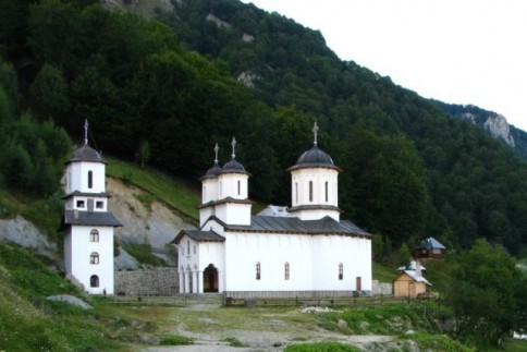 Patrunsa Hermitage (Monasteries, churches and hermitages from Buila Vanturarita National Park)