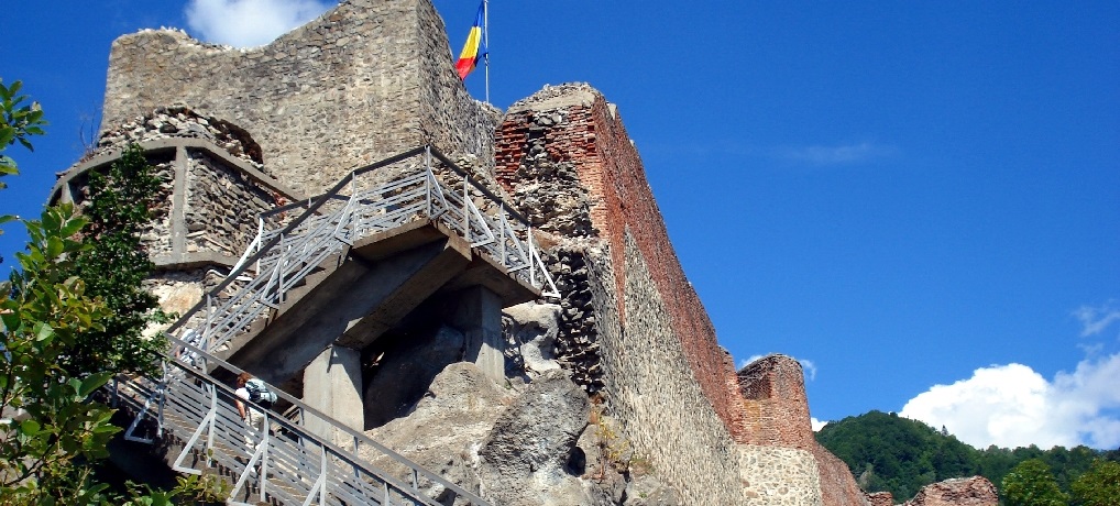 Cetatea Poenari e un loc medieval și cel mai bântuit din România