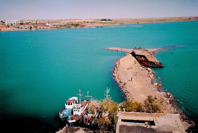 Lacul Balkhash este cel de-al treilea cel mai mare lac din Kazakhstan situat în partea de sud-est